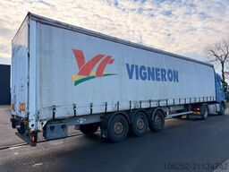 Robuste Kaiser 3-AXLES CURTAINSIDER