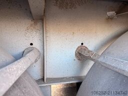 Robuste Kaiser 3-AXLES CURTAINSIDER