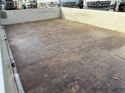 Nissan Atleon 80.14 Ferrari 561 bis 14.80 Meter