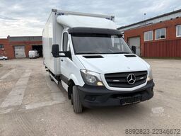 Mercedes-Benz Sprinter 516