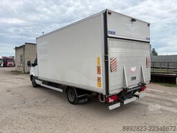 Mercedes-Benz Sprinter 516