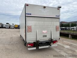 Mercedes-Benz Sprinter 516