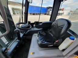 Jungheinrich EFG 215 / Triplex: 4.25m! / SS / 4.166h / 2024