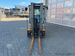 Jungheinrich EFG 215 / Triplex: 4.25m! / SS / nur 2.865h!