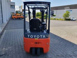 Toyota 8FBET15 / Triplex: 4.30m / nur 1.842h! / SS