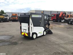 GREEN MACHINE 500 ZE PLUS Electric sweeper