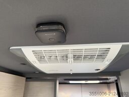 Niesmann Bischoff i Smove 6.9E voll besser als neu