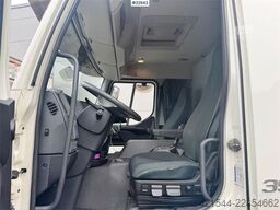 Volvo FE350 4x2 box truck – fridge/freezer unit – Bussby
