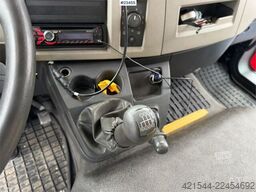 Volvo FL 4x2 box truck with a 1500 kg lift and remote co