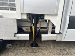 Mercedes-Benz Sprinter 513 CDI 130pk DC Laadkraan Hiab 017T A...