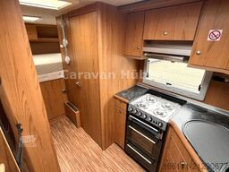 BÜRSTNER Argos 747/2 - Festbett - Sat/TV - Solar - Klima