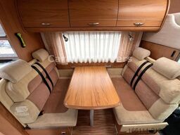 BÜRSTNER Argos 747/2 - Festbett - Sat/TV - Solar - Klima