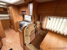 BÜRSTNER Argos 747/2 - Festbett - Sat/TV - Solar - Klima