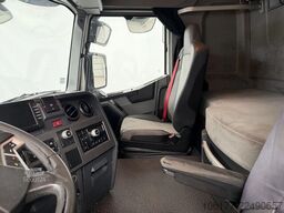 Renault T460