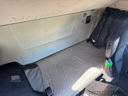 Mercedes-Benz Actros 1845