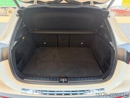 Mercedes-Benz EQA 300 4M Progressive+19AMG+RKF+TotW+Ambiente+