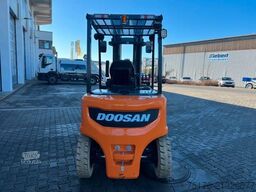 Doosan B50XC-7 / nur 230h! / SS / Zinkenverstellung