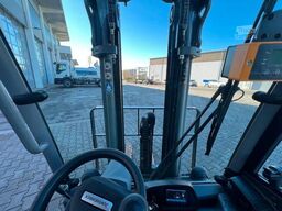 Jungheinrich EFG 215 / Triplex: 4.25m! / SS / nur 995h! Waage