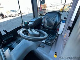 Jungheinrich EFG 215 / Triplex: 4.25m! / SS / nur 995h! Waage