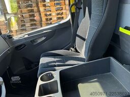 Mercedes-Benz Atego 818