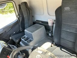 Mercedes-Benz Atego 818