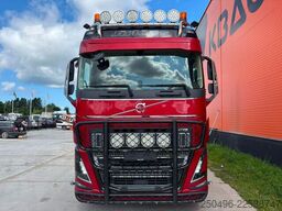 Volvo FH16 650 6x4 TANDEM AXLE LIFT / PTO / CHASSI