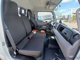 Fuso Canter 7C15 Fassi Kran 3-seiten Kipper