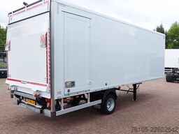 Veldhuizen P 47-3. Gesloten + Dhollandia 1.000 kg