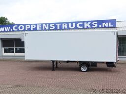 Veldhuizen P 47-3. Gesloten + Dhollandia 1.000 kg