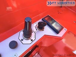 Combilift C3000GST GAS TRIPLEX 8300 FREE LIFT TOP1