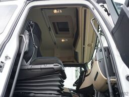 Mercedes-Benz Actros 2540 6x2 / 80 tho. km! / 5-seater