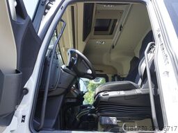 Mercedes-Benz Actros 2540 6×2 / 90 tho. km! / NEW body