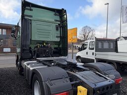 IVECO S-Way AS440S50TP Metallic Grün