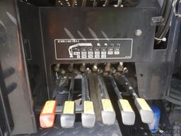 Mercedes-Benz Arocs 1833 / 87,000 km!!! / Hds HIAB