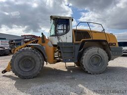 LIEBHERR L580 Radlader