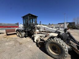 New Holland F106.6A 6x6 12 TON RÓWNIARKA