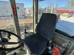 New Holland F106.6A 6x6 12 TON RÓWNIARKA