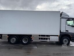MERCEDES-BENZ AROCS 2742 KOFFERAUFBAU+LBW*2013*1HAND*EURO6*