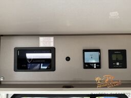 MORELO Loft Premium 83 L 4xSolar Hubstütze  Gastank AHK