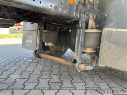 IVECO Stralis AD 190 330 / Carrier MT 1250 / 3 x Lager