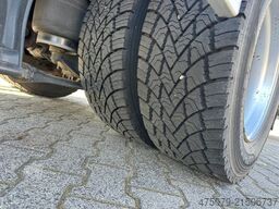 IVECO Stralis AD 190 330 / Carrier MT 1250 / 3 x Lager