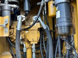 CATERPILLAR 325 FL CR / Gummipads