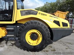 BOMAG BW226
