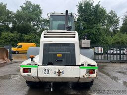 Liebherr L 524
