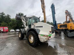 Liebherr L 524