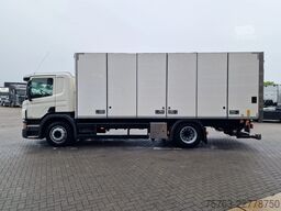 Scania P250 4x2 - Box with sidedoors - Zepro loadlift ...