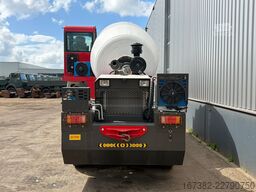 Minrui 4M3 Self Loading Concrete Mixer 4x4