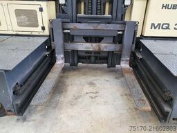 Hubtex MQ 30 H Hybrid / 748h! / Diesel + Elektro