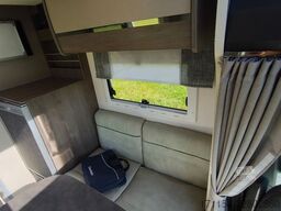 CHAUSSON titanium 767 GA Automatik, Hubbett und Längsbett