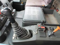 Iveco EuroTrakker  440 E3 Retarder 8x4 Klima 50%-Reifen